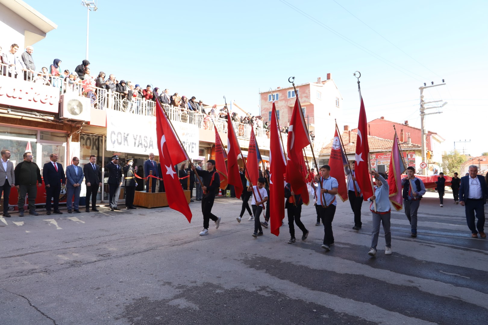 Cumhuriyetimizin 101. Yılı Mihalıççık’ta Coşkuyla Kutlandı